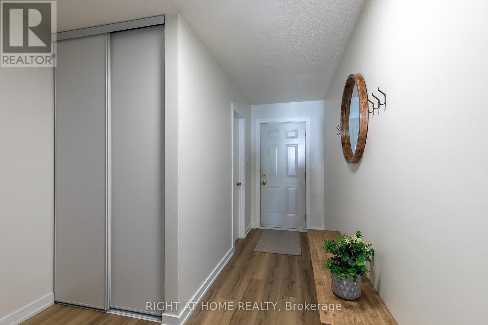 Photo 24 of 15 2669 Southvale Drive, Ottawa ON