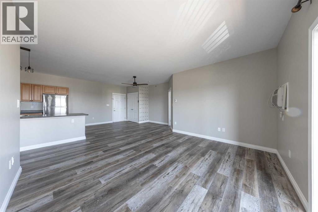 Photo 12 of 405 6802 42 Street, Lloydminster AB