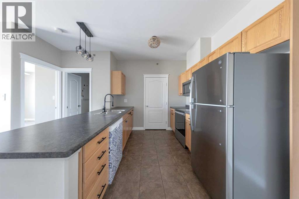 Photo 3 of 405 6802 42 Street, Lloydminster AB