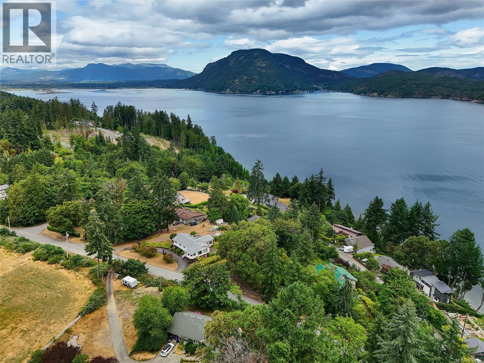 Photo 37 of 1125 Fairbanks Rd, Duncan BC