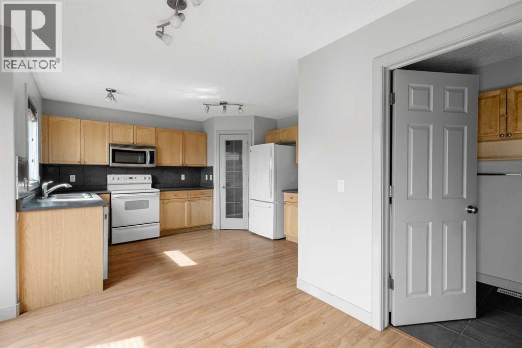 Photo 6 of 357 Rainbow Creek Drive, Fort Mcmurray AB