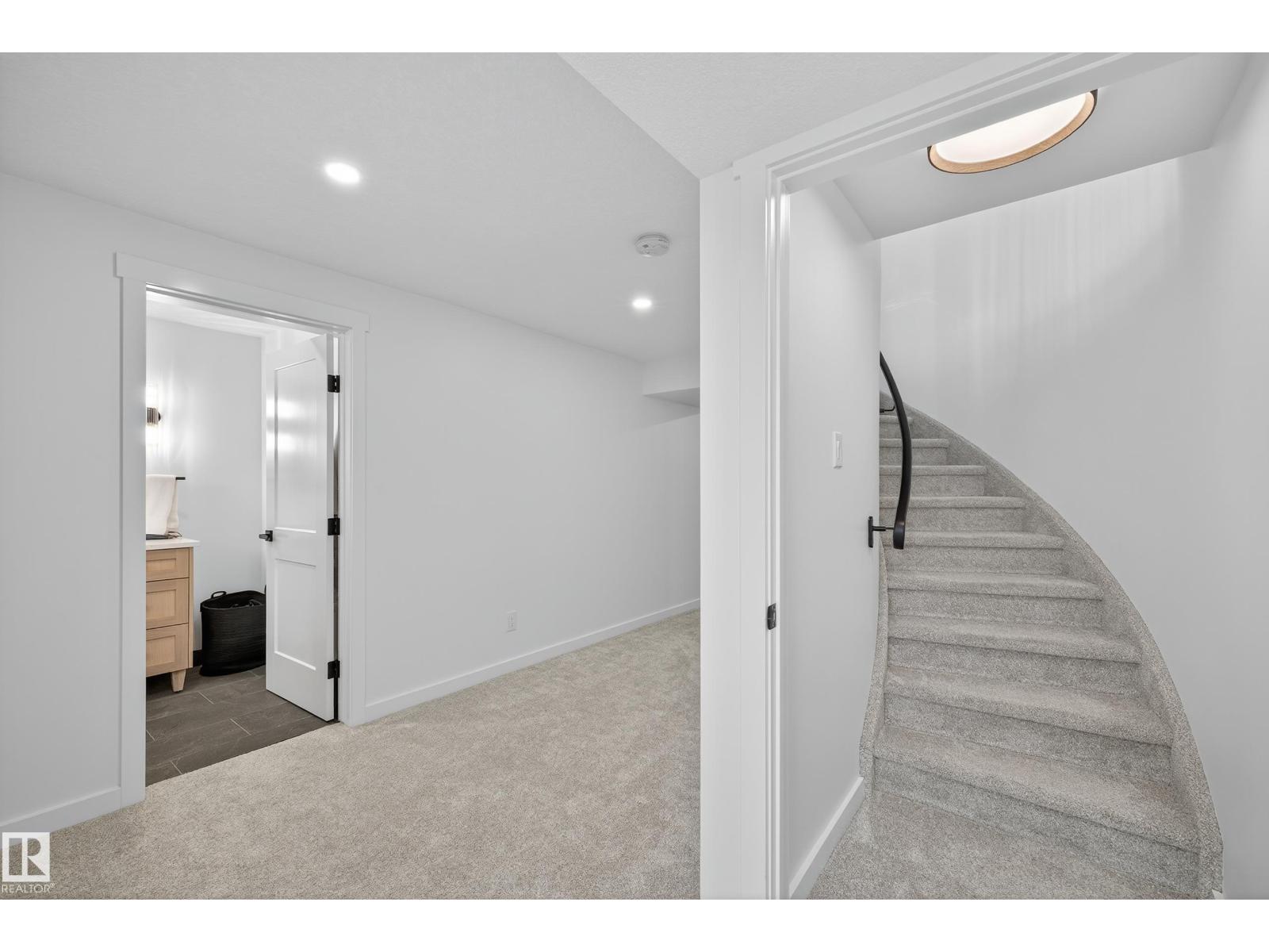 Photo 30 of 46 Glengarry Cr, Sherwood Park AB