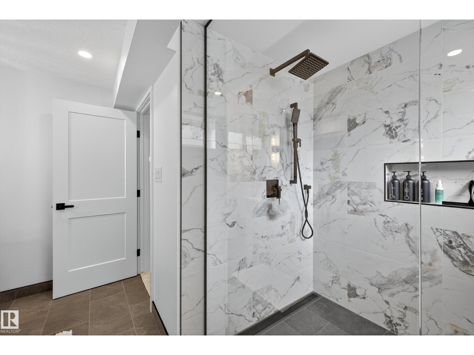Photo 34 of 46 Glengarry Cr, Sherwood Park AB