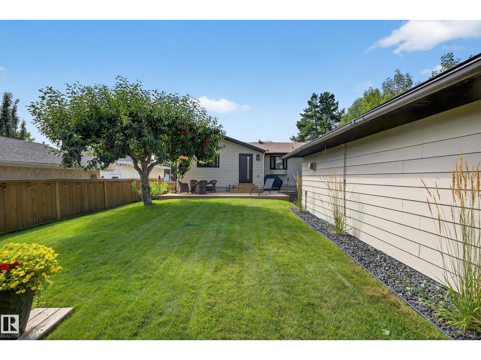 Photo 48 of 46 Glengarry Cr, Sherwood Park AB