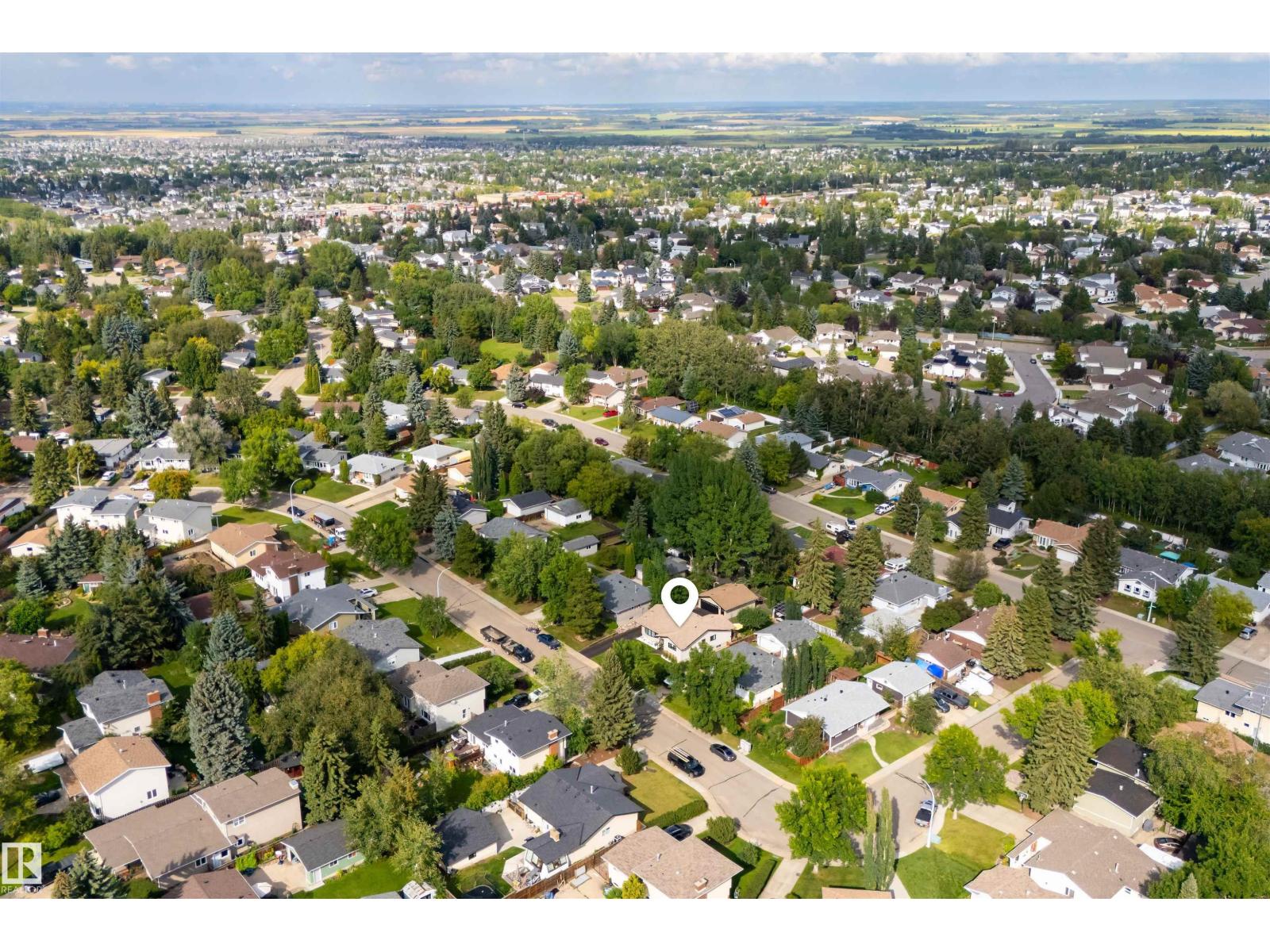 Photo 59 of 46 Glengarry Cr, Sherwood Park AB