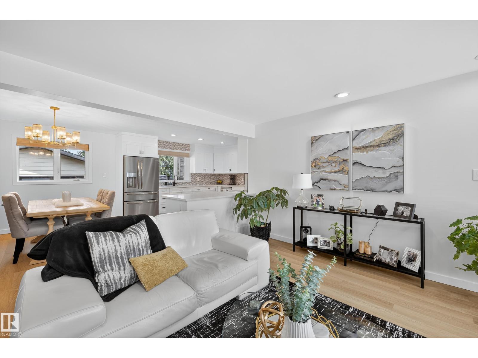 Photo 7 of 46 Glengarry Cr, Sherwood Park AB