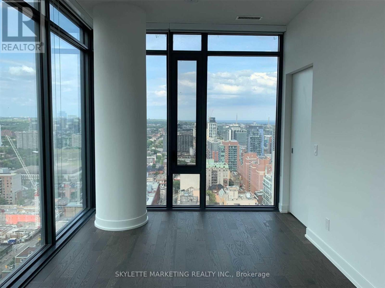 Photo 13 of 2716 25 Richmond Street E, Toronto ON