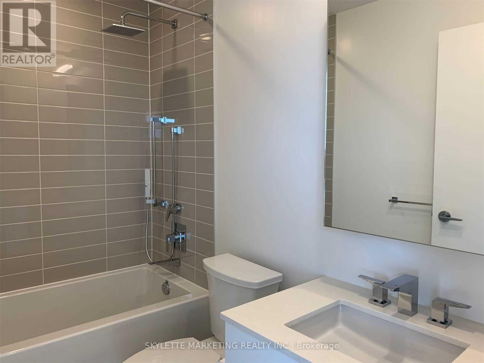 Photo 15 of 2716 25 Richmond Street E, Toronto ON