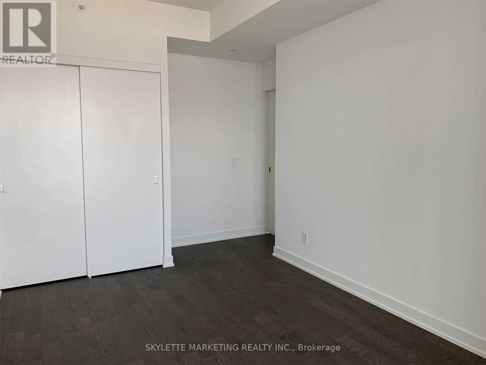 Photo 6 of 2716 25 Richmond Street E, Toronto ON