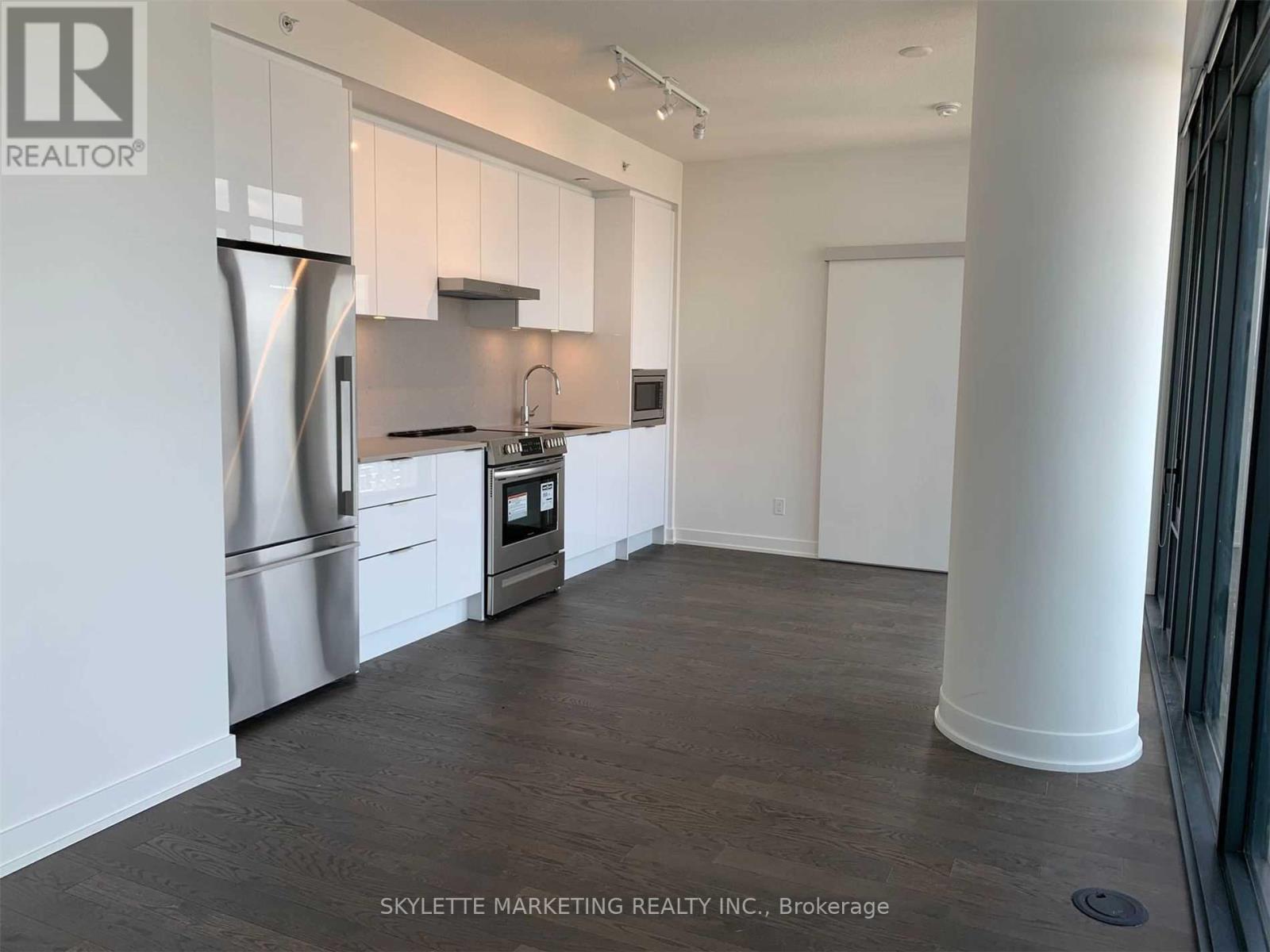 Photo 7 of 2716 25 Richmond Street E, Toronto ON