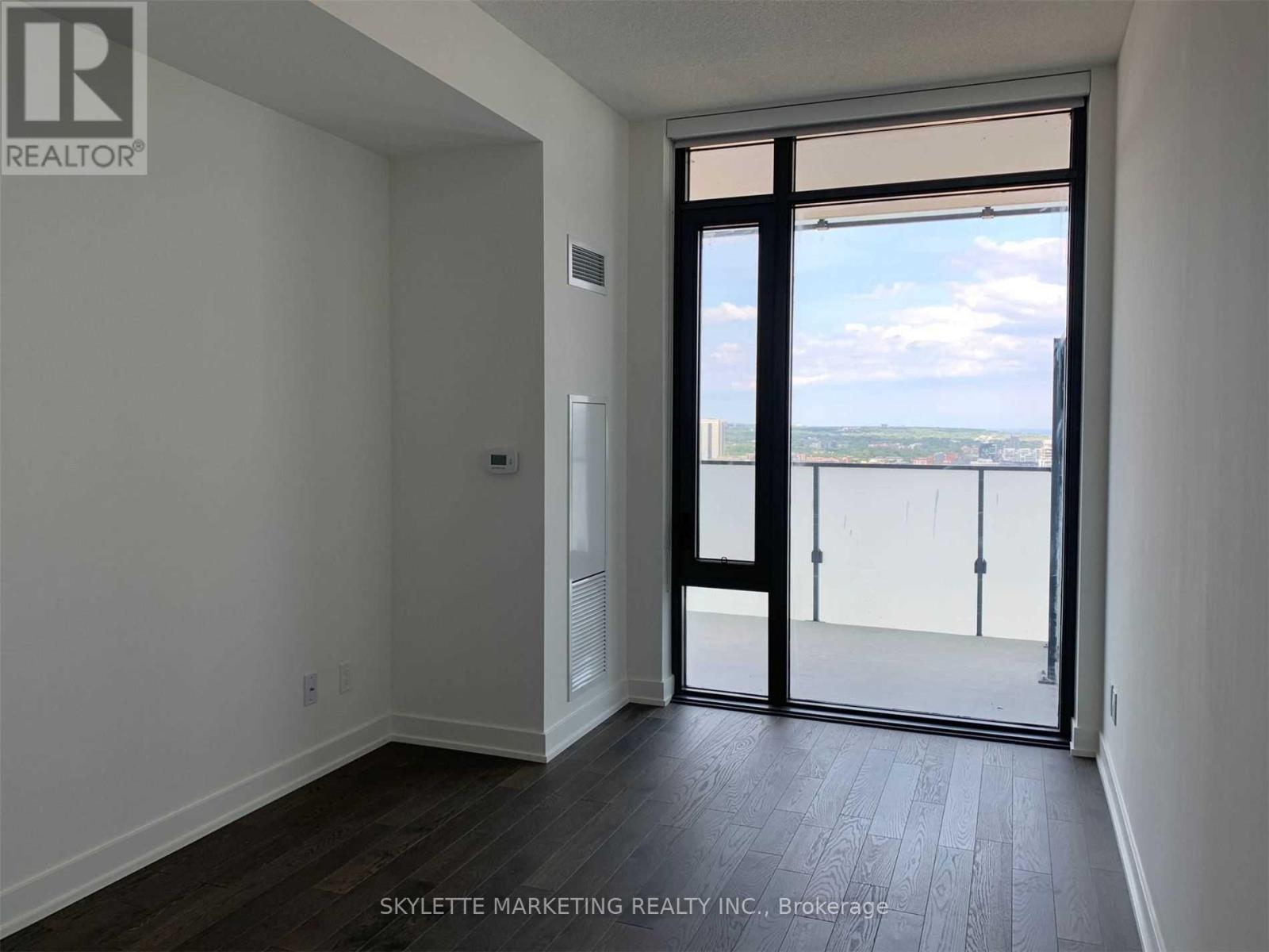 Photo 8 of 2716 25 Richmond Street E, Toronto ON
