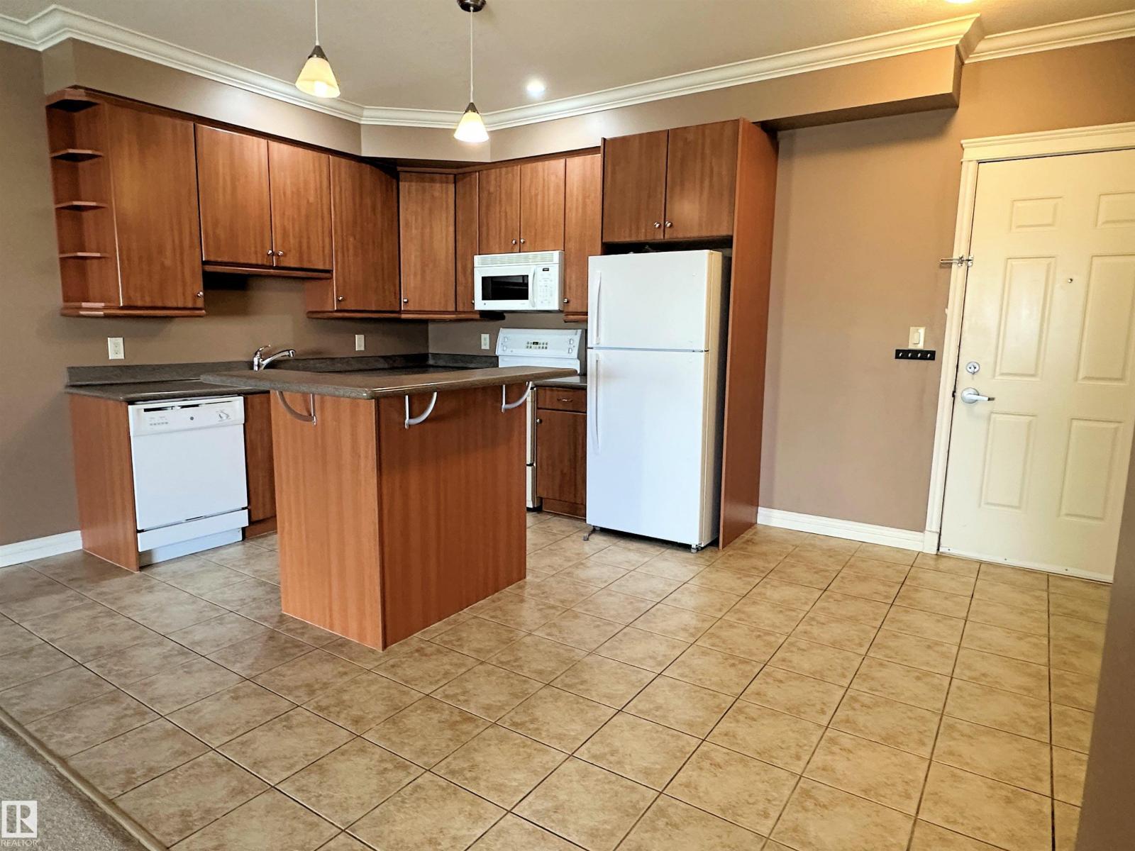 Photo 7 of 311 10116 80 Av Nw, Edmonton AB