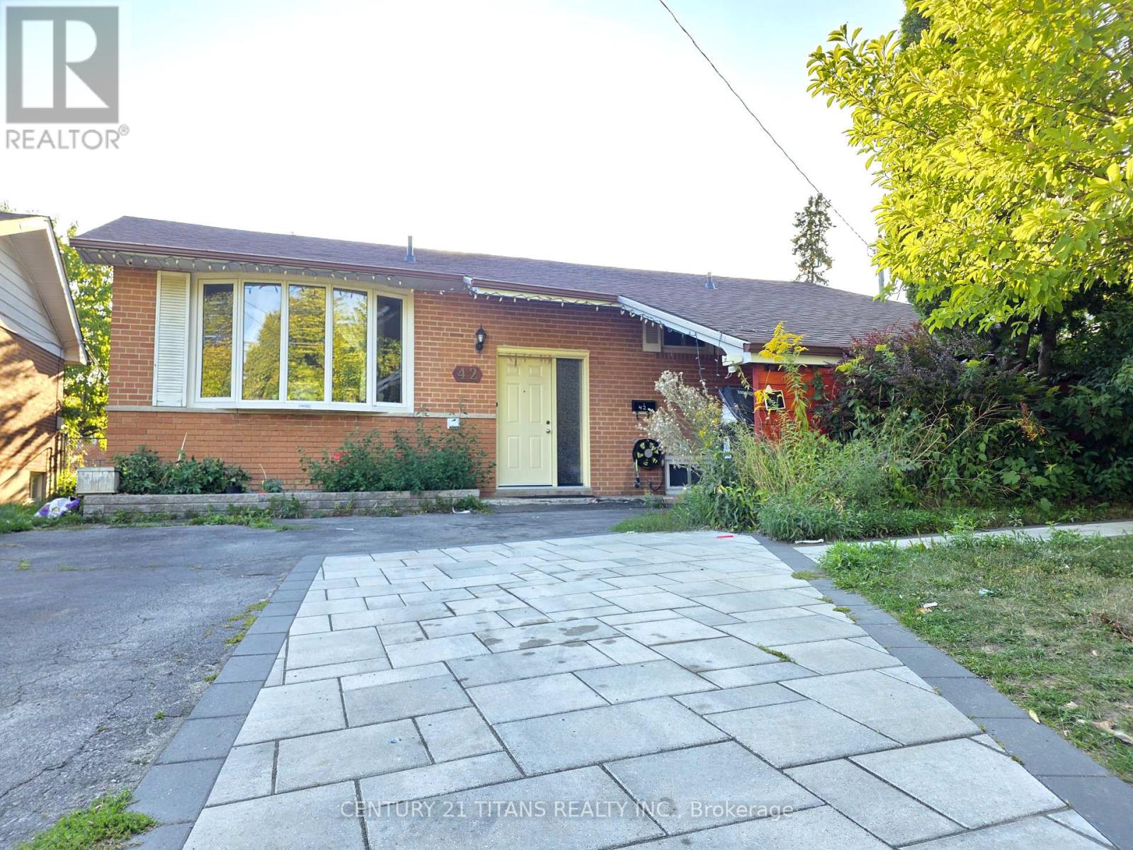 Photo 1 of 42 Sancrest Drive, Toronto ON