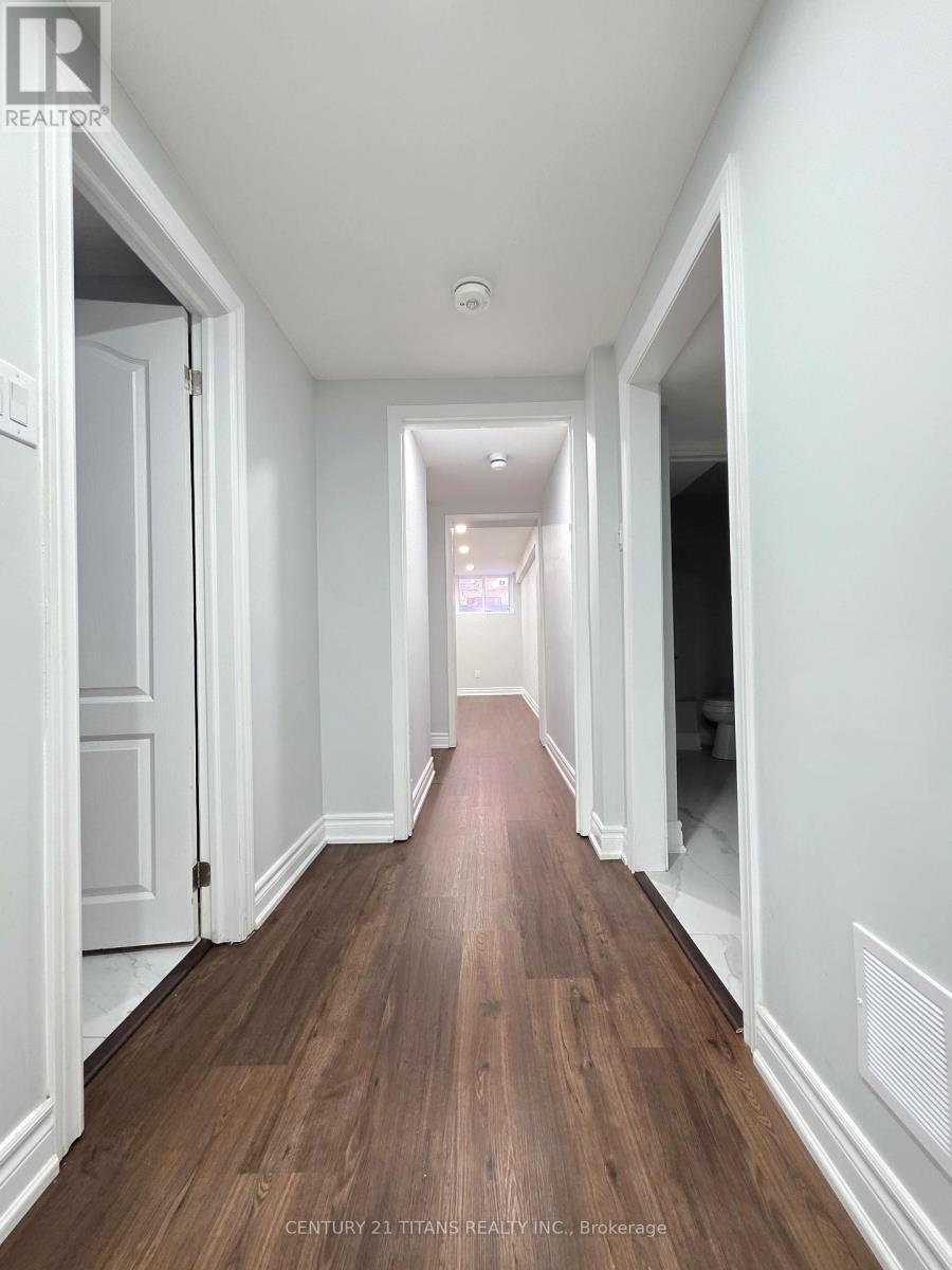Photo 7 of 42 Sancrest Drive, Toronto ON