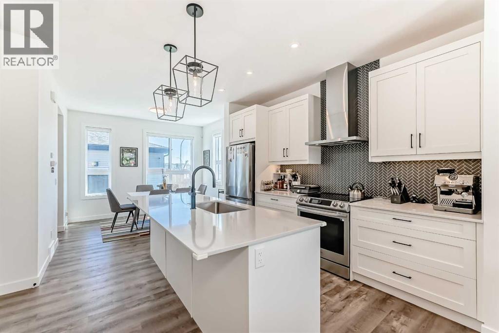 Photo 11 of 8 Silverton Glen Green Sw, Calgary AB