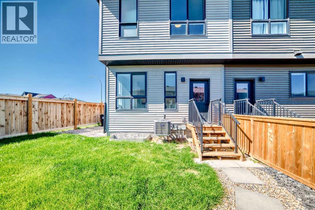 Photo 42 of 8 Silverton Glen Green Sw, Calgary AB