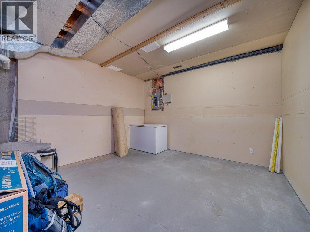 Photo 35 of 91 Woodbrook Road Sw, Calgary AB