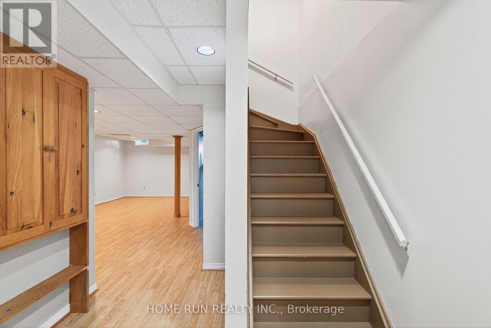 Photo 31 of 19 Harrington Court, Ottawa ON