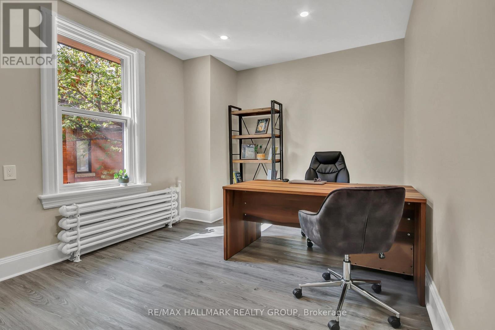 Photo 18 of 421 Gilmour Street, Ottawa ON