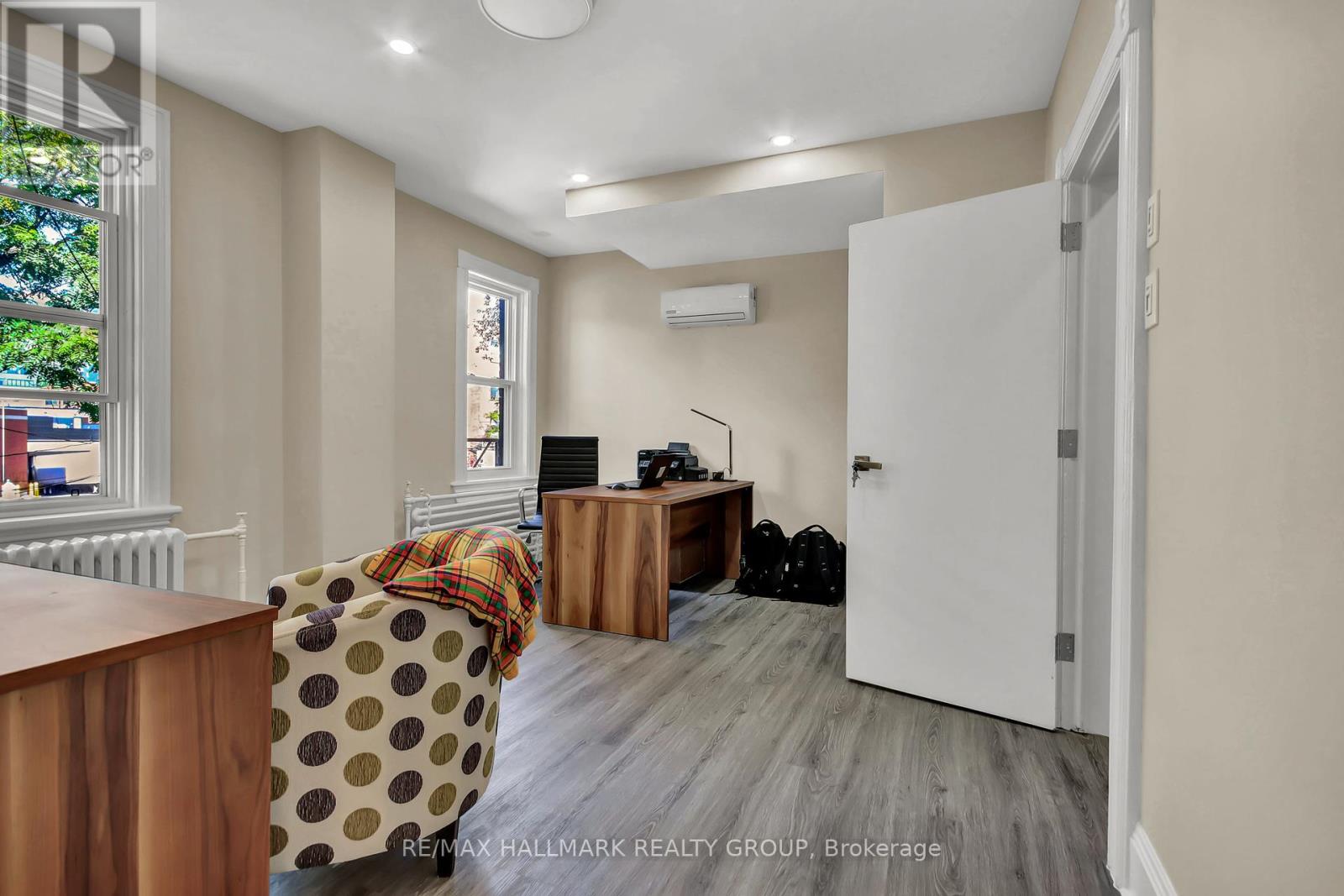 Photo 19 of 421 Gilmour Street, Ottawa ON