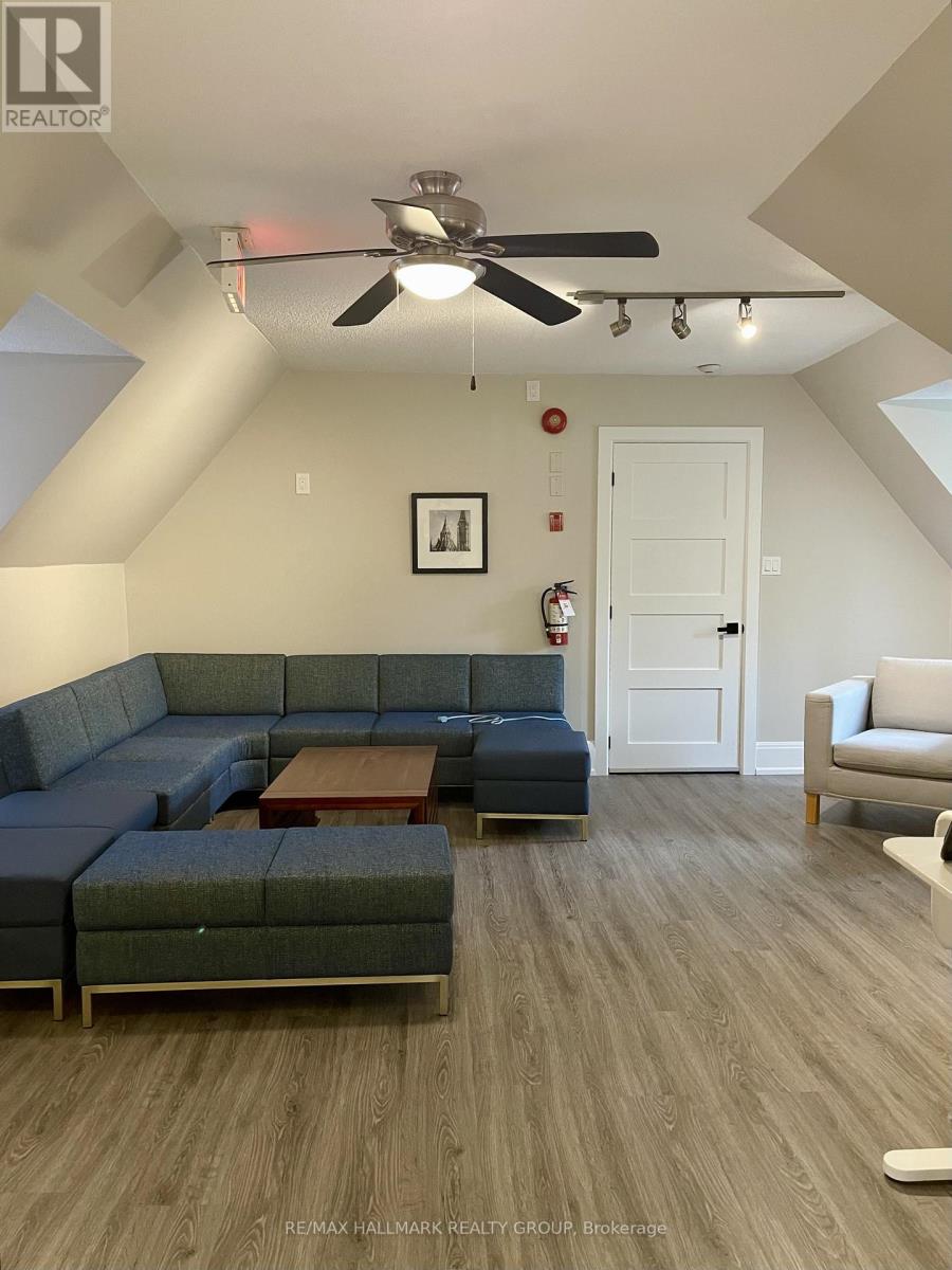 Photo 24 of 421 Gilmour Street, Ottawa ON