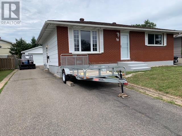 Photo 1 of 10 Ashgrove Avenue, Sault Ste Marie ON