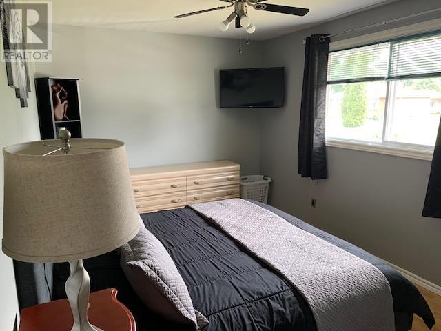 Photo 7 of 10 Ashgrove Avenue, Sault Ste Marie ON