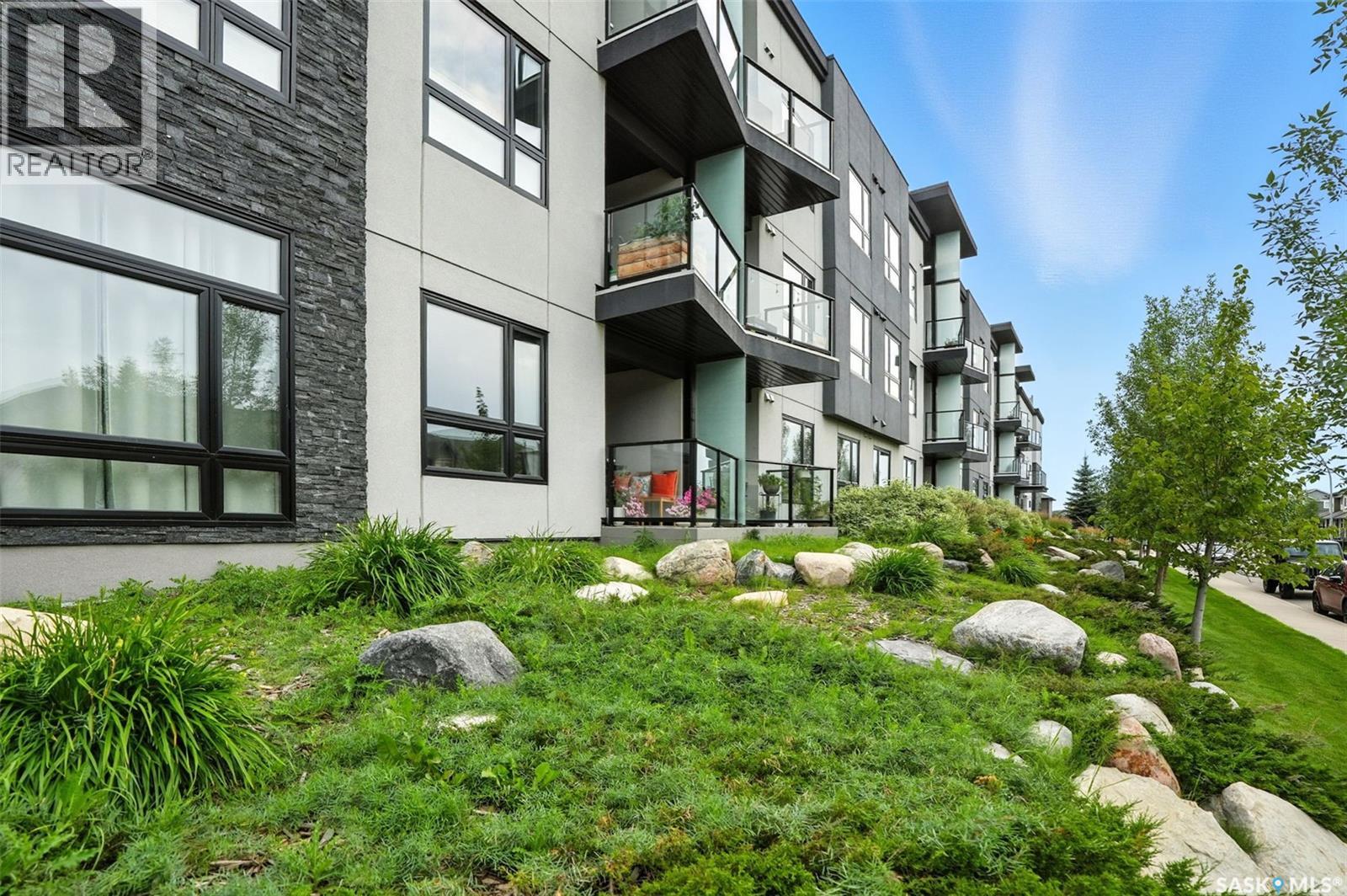 Single Family House Low rise for Sale in   Maningas BEND Saskatoon 
