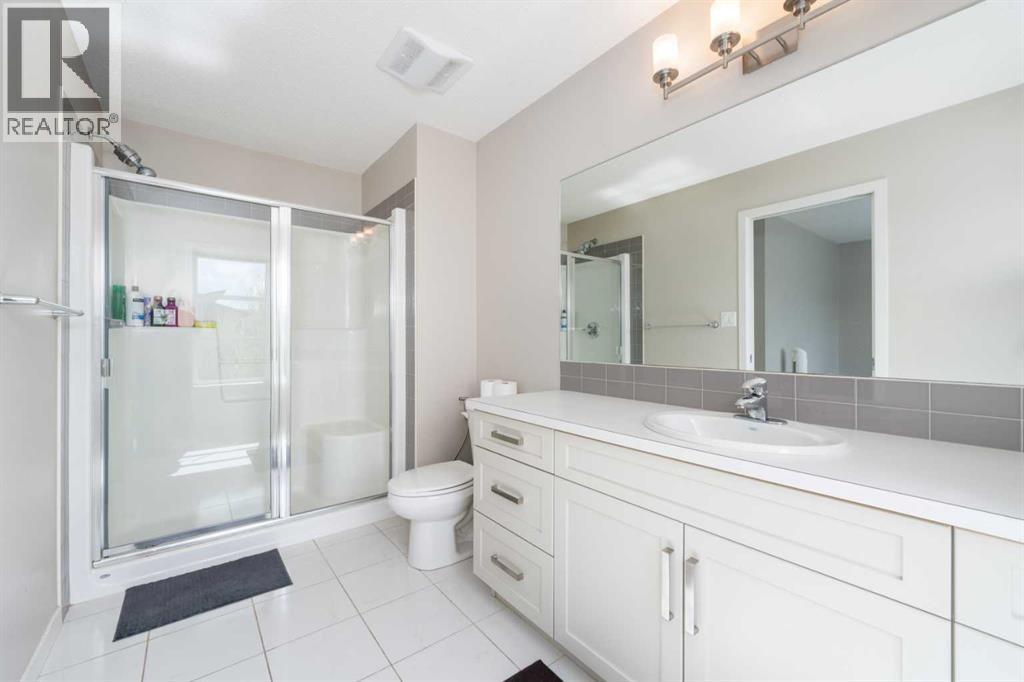 Photo 15 of 195 Copperpond Street Se, Calgary AB