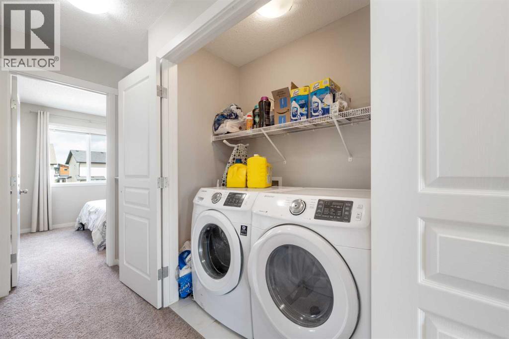 Photo 19 of 195 Copperpond Street Se, Calgary AB