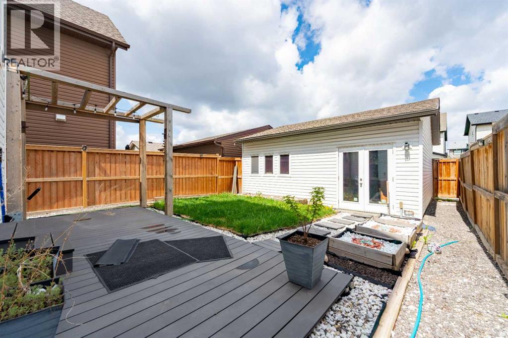 Photo 24 of 195 Copperpond Street Se, Calgary AB