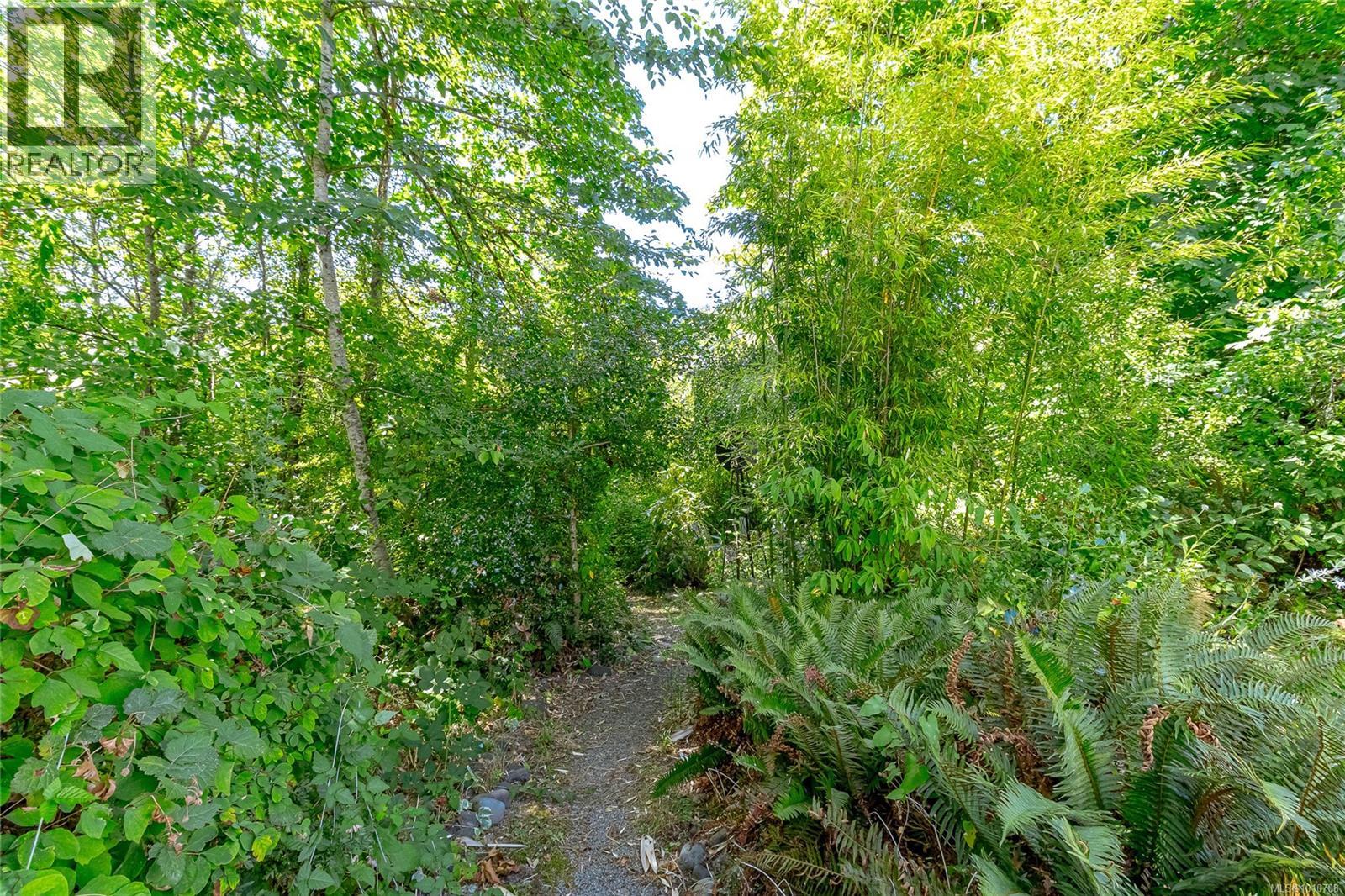 Photo 40 of 13 6172 Alington Rd, Duncan BC