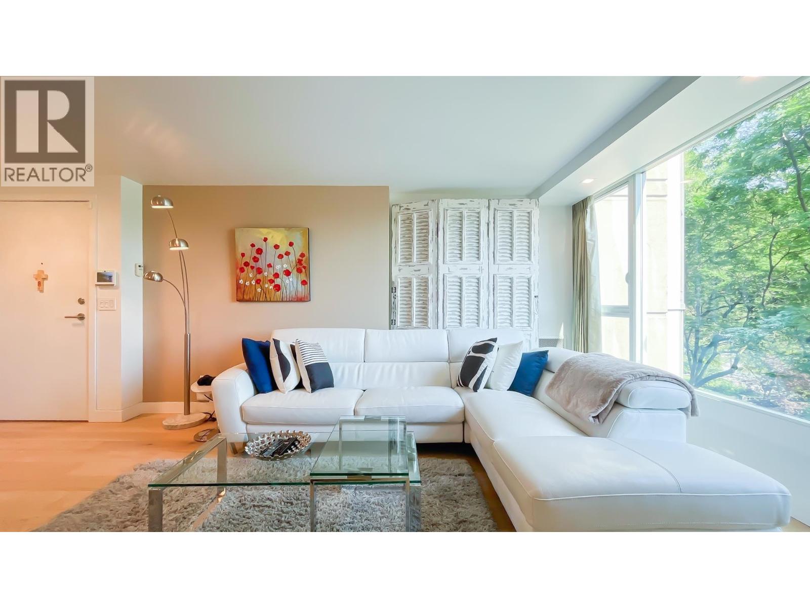 Photo 7 of 502 1388 Homer Street, Vancouver BC