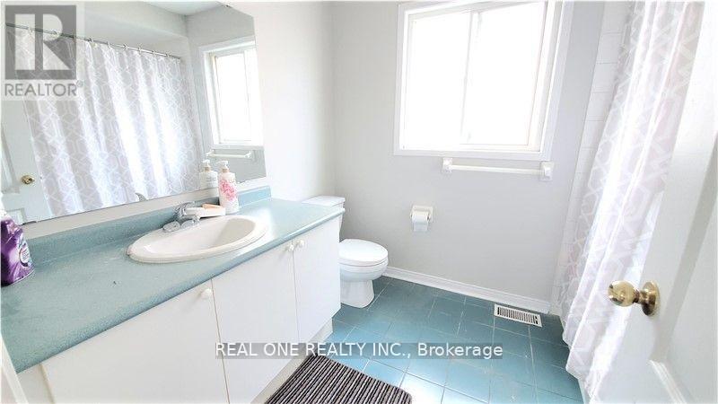 Photo 19 of 2885 Galleon Crescent, Mississauga ON