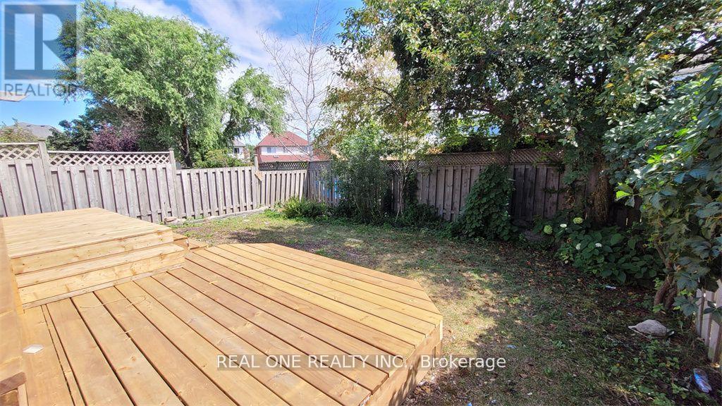 Photo 21 of 2885 Galleon Crescent, Mississauga ON