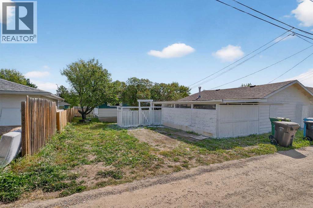 Single Family House Bungalow for Sale in  Centre Street NW Thorncliffe Calgary 