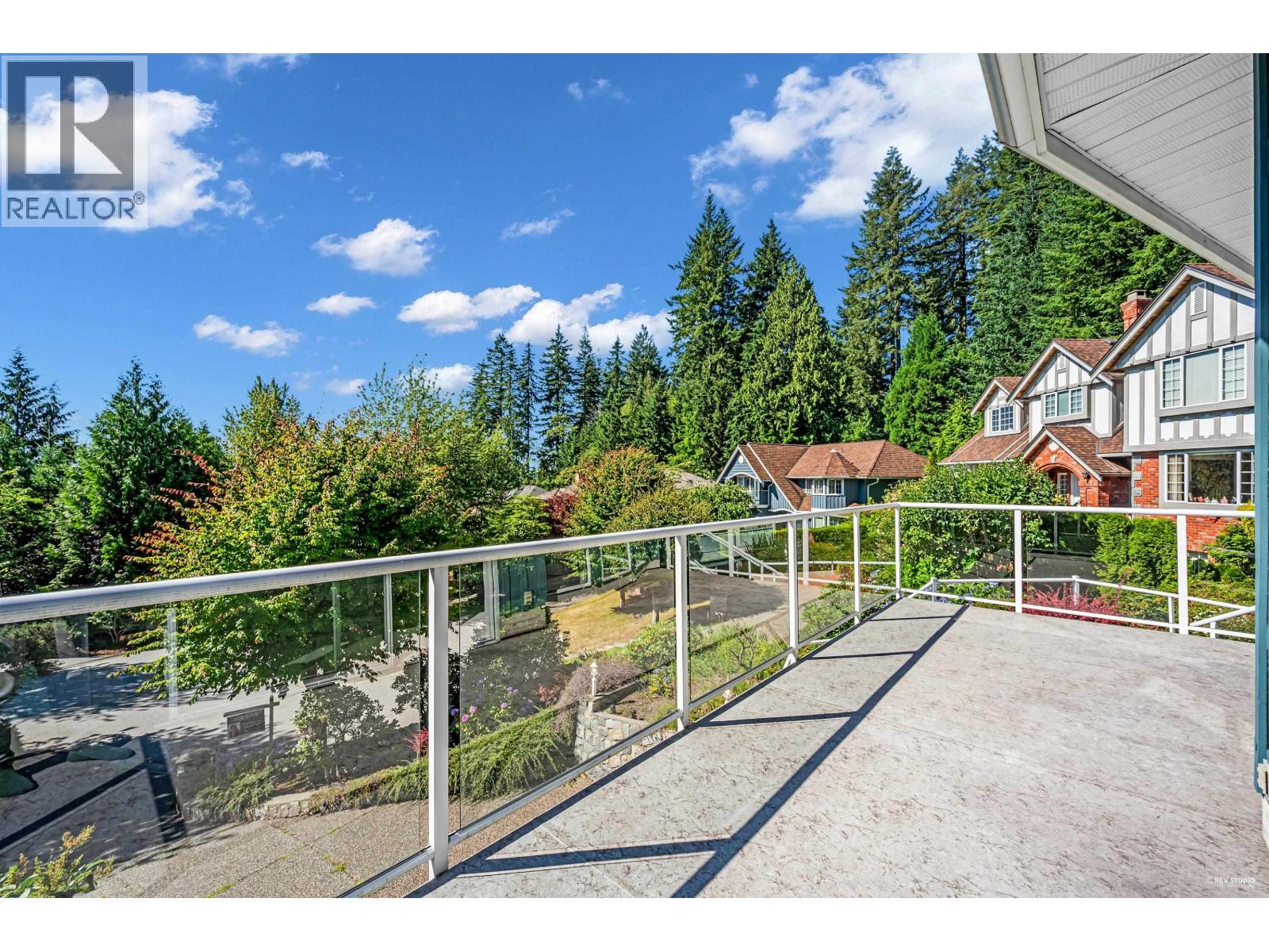 Photo 39 of 3945 Braemar Place, North Vancouver BC