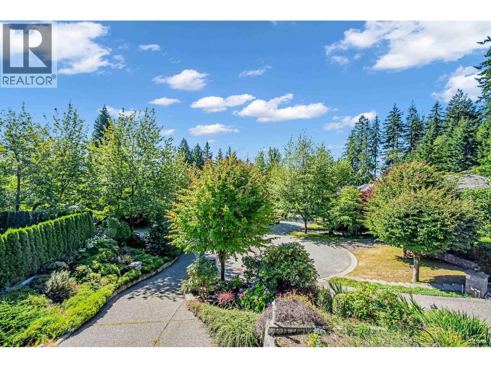 Photo 40 of 3945 Braemar Place, North Vancouver BC