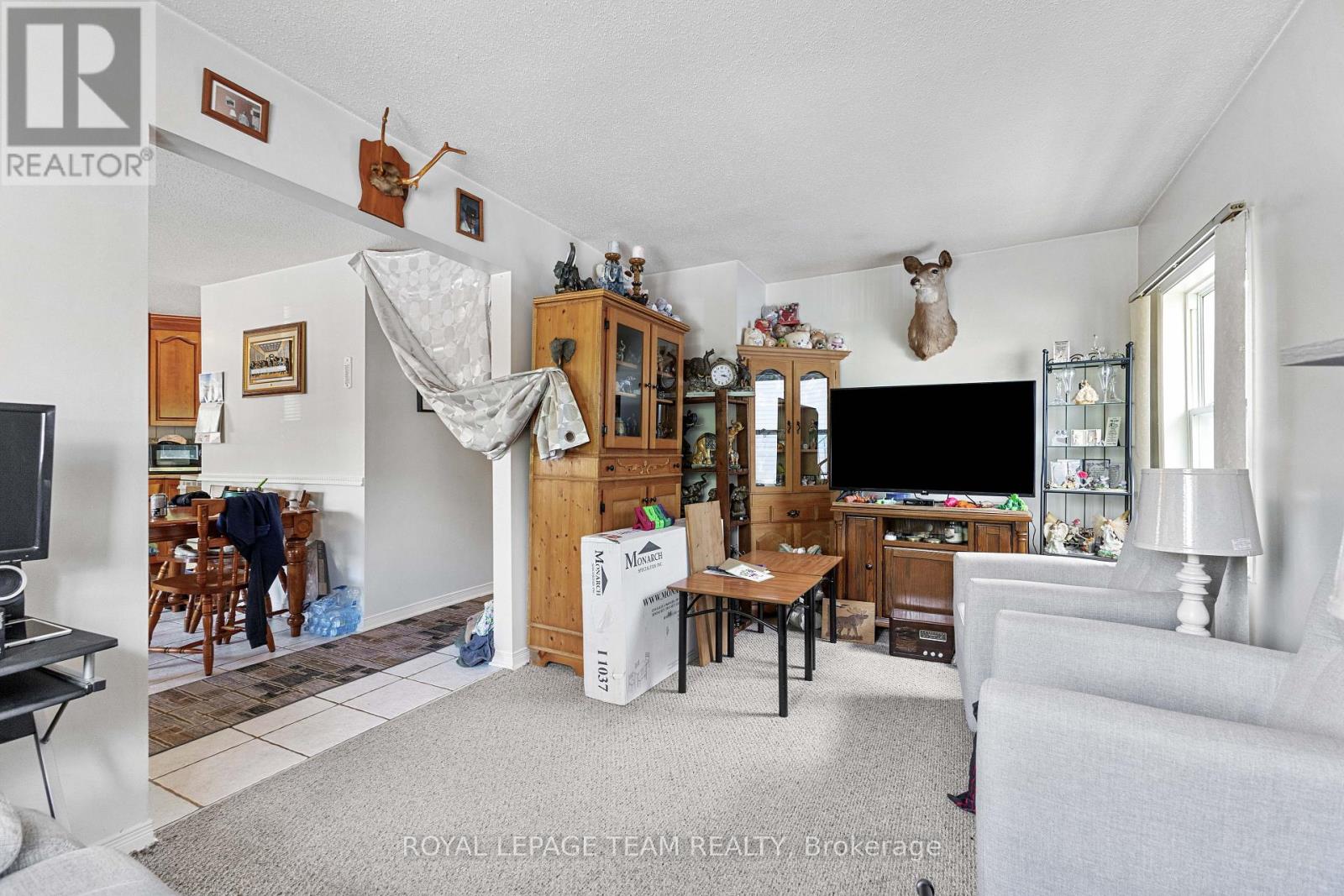 Photo 22 of 46 Jolliet Street, Ottawa ON