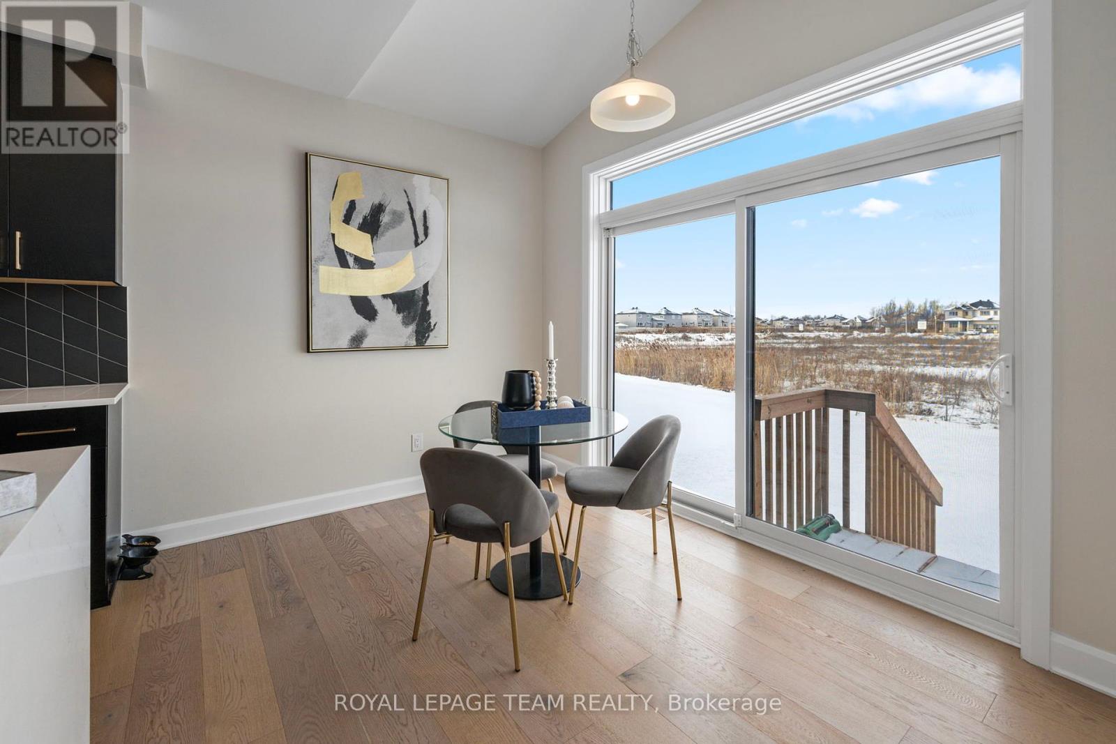 Photo 18 of 757 Gamble Drive, Russell ON