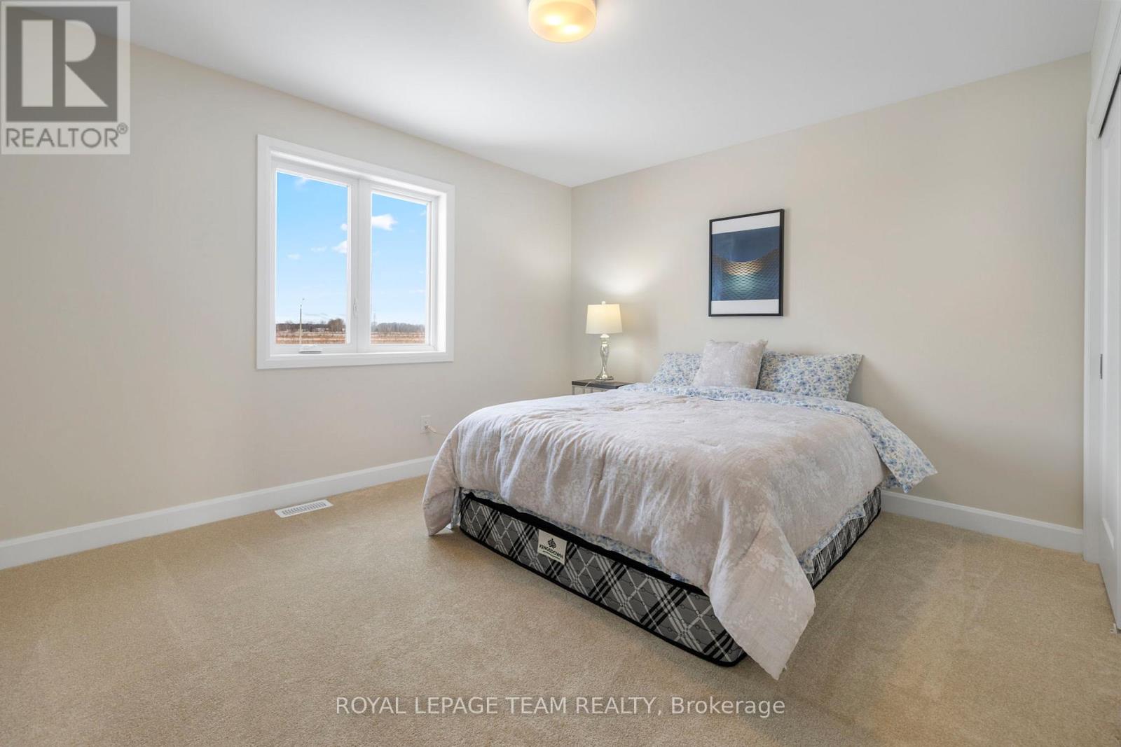 Photo 27 of 757 Gamble Drive, Russell ON