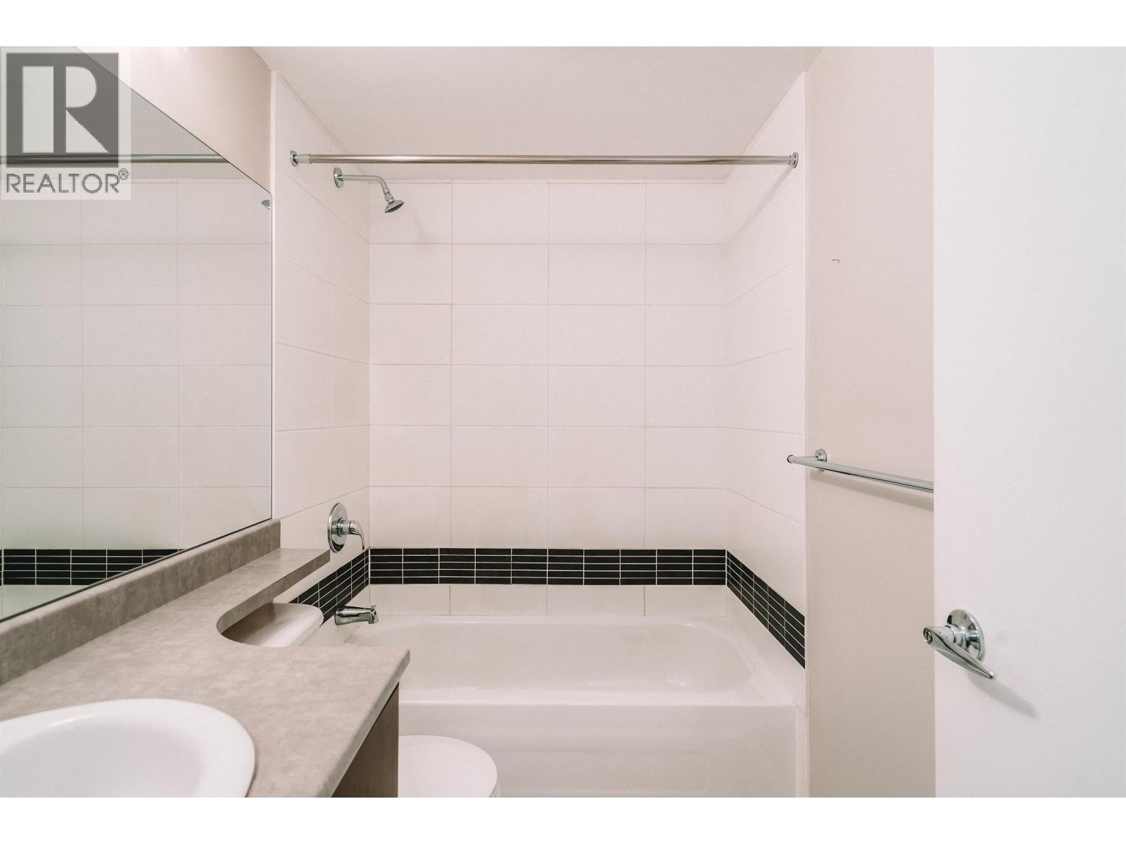 Photo 23 of 906 1178 Heffley Crescent, Coquitlam BC