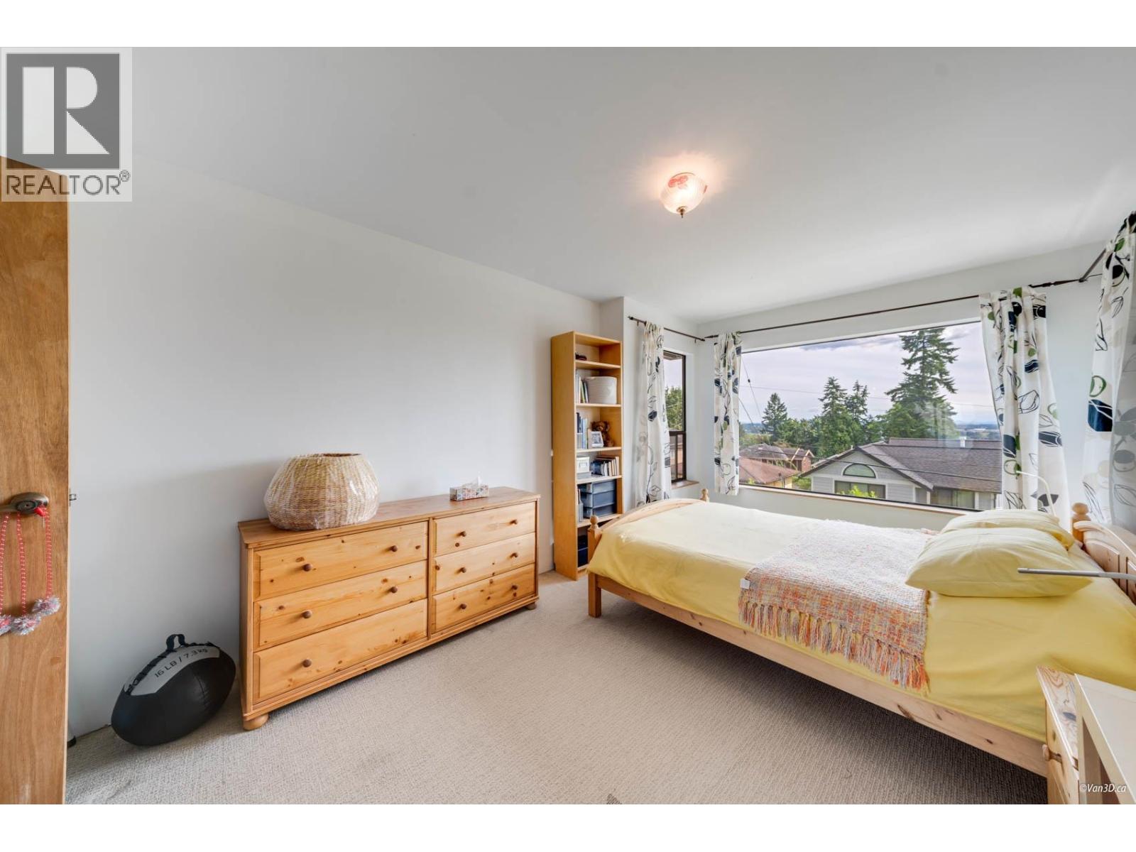Photo 25 of 4925 Clinton Street, Burnaby BC