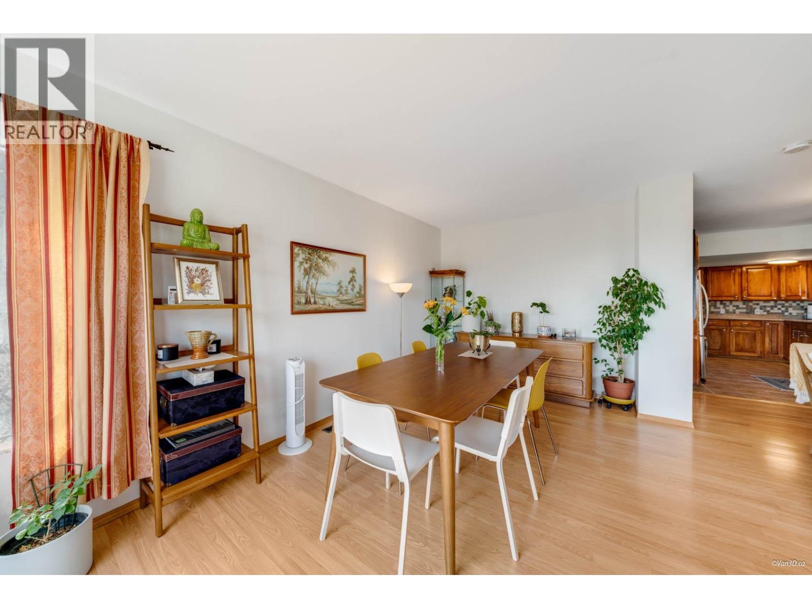 Photo 9 of 4925 Clinton Street, Burnaby BC