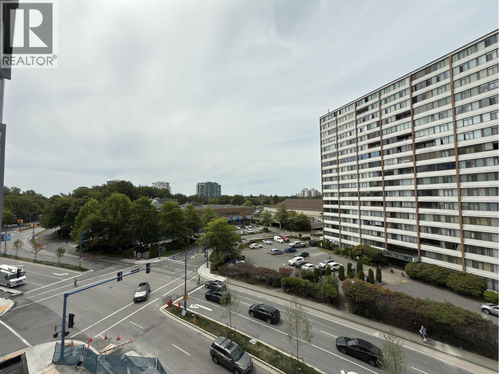 Photo 16 of 576 6600 Minoru Boulevard, Vancouver BC