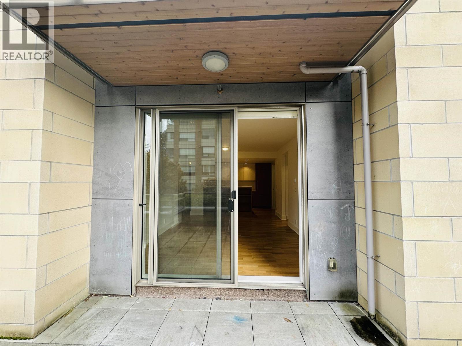 Photo 16 of 203 2128 W 40 Th Avenue, Vancouver BC
