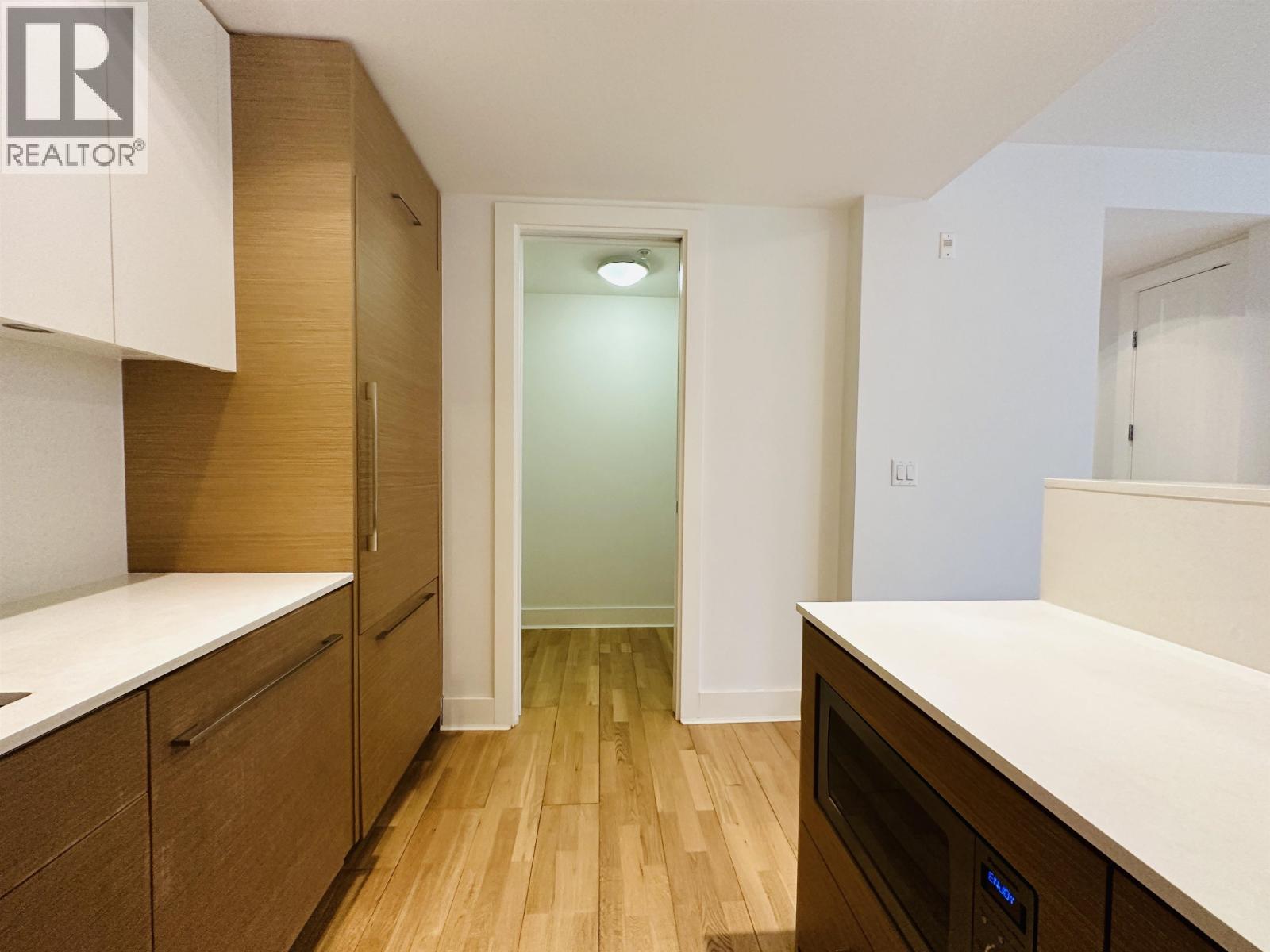 Photo 6 of 203 2128 W 40 Th Avenue, Vancouver BC