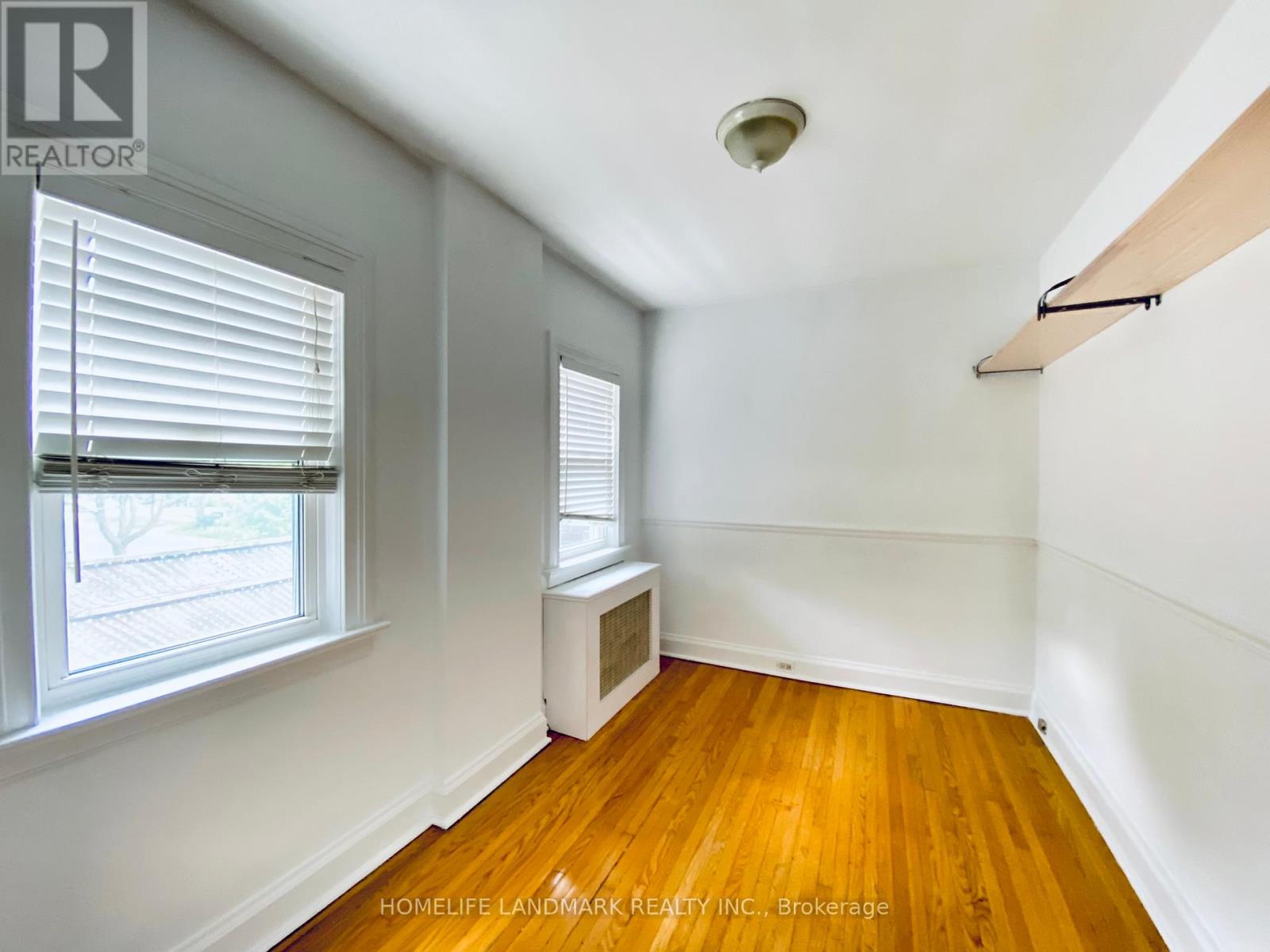 Photo 18 of 256 Oriole Parkway, Toronto ON
