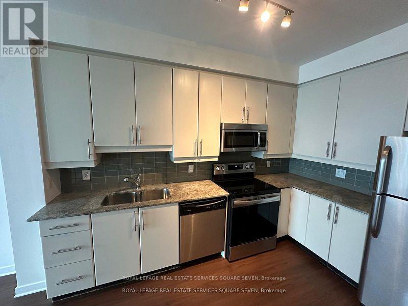 Photo 14 of 3013 33 Bay Street, Toronto ON