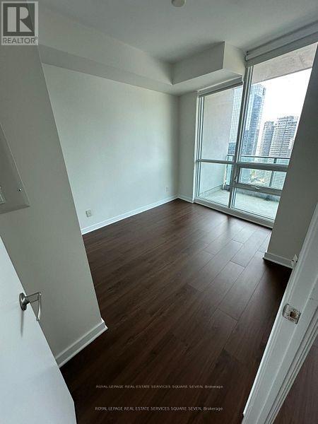 Photo 9 of 3013 33 Bay Street, Toronto ON